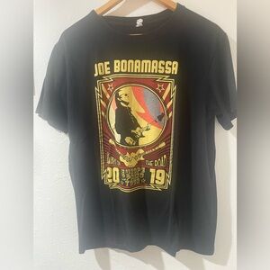 GILDAN Soft Style black Joe Bonamassa concert tee. EUC